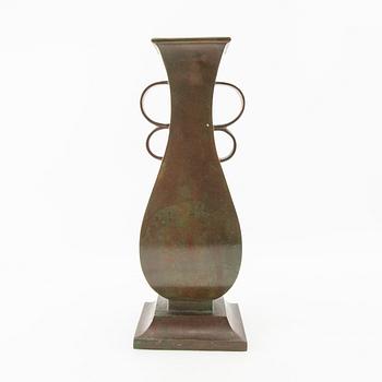 Sune Bäckström vase Swedish Grace 1920s/30s.