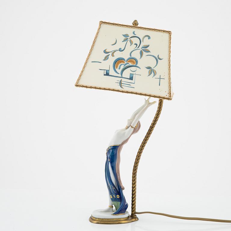 A porcelain table lamp, 1920'a/30's.