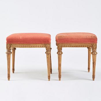 Taburetter, ett par, av Johan Erik Höglander (mästare i Stockholm 1777-1813), Gustavianska.