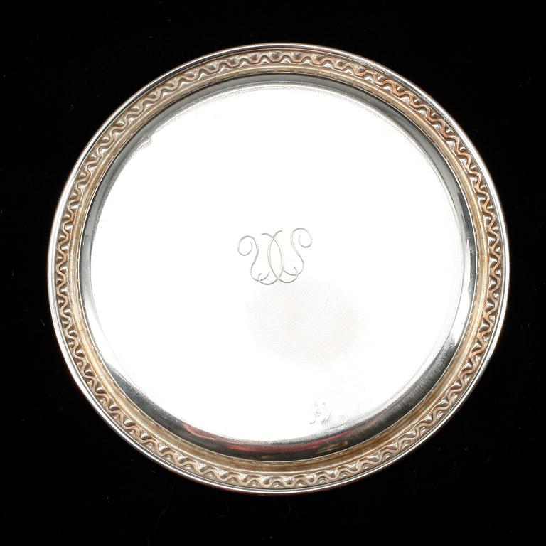 GLASUNDERLÄGG, 8 st, silver, GAB, Stockholm 1954. Totvikt ca 136 gram.