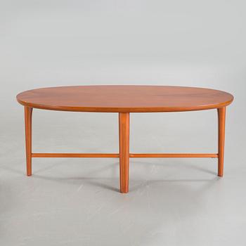 A Sofa table and 2 side tables from around the year of 2000,
