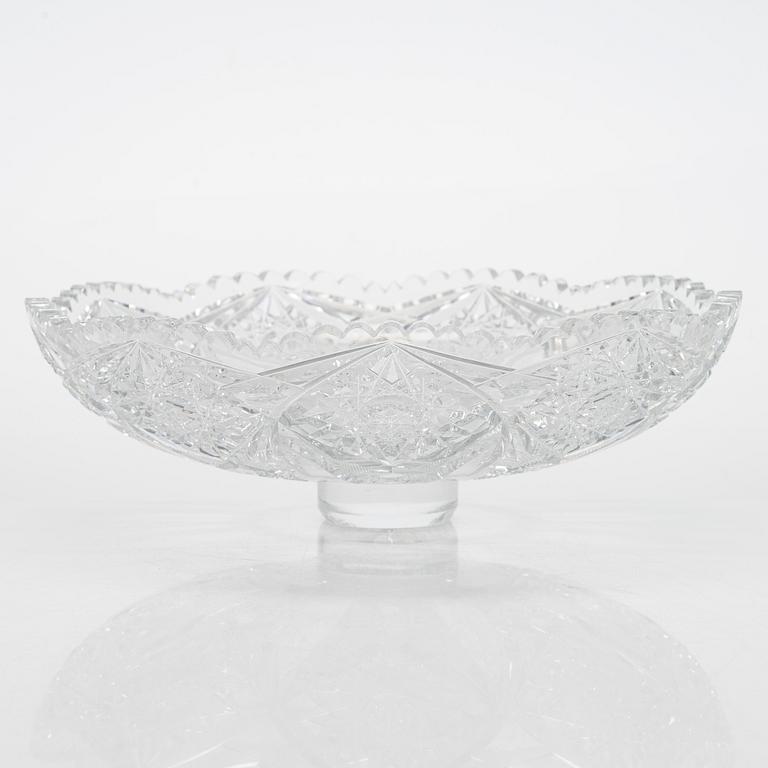 An early 20th-century Fabergé centre-piece bowl. Imperial Warrant, scratched inventory number 21405.