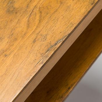 Alvar Aalto, A mid-20th century 'A 86' table for Huonekalu- ja Rakennustyötehdas A.B.