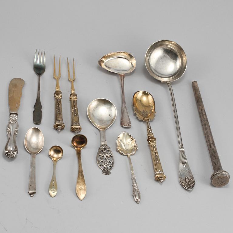 PARTI SILVER, 14 delar, 1800/1900-tal, total vikt 690 gram.