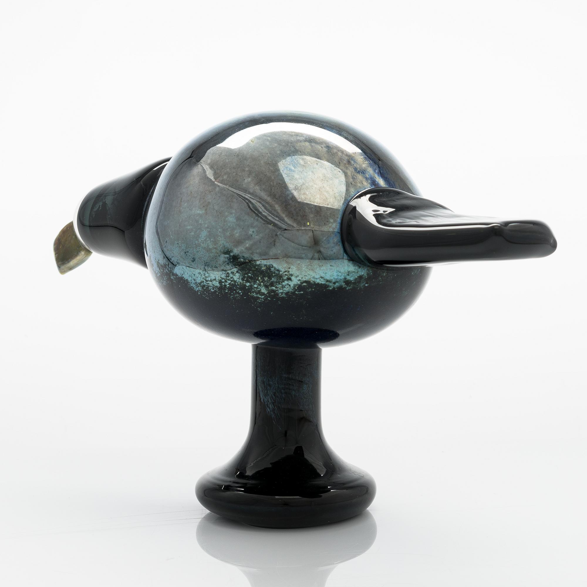 Oiva Toikka, Lasilintu "Jalohaukka". Signeerattu Oiva Toikka Nuutajärvi.