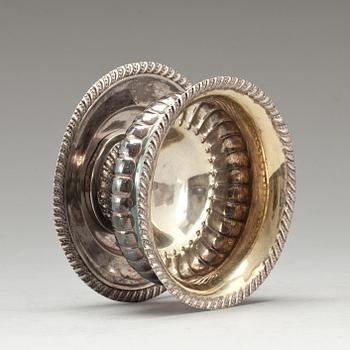SKÅL PÅ FOT, silver, Zachris Lundqvist, Stockholm,  Vikt ca 330 g.