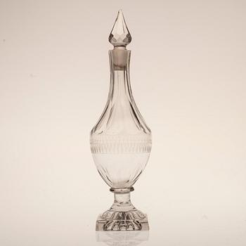 PARTI GLASFÖREMÅL, 5 delar, 1700/1800-tal.