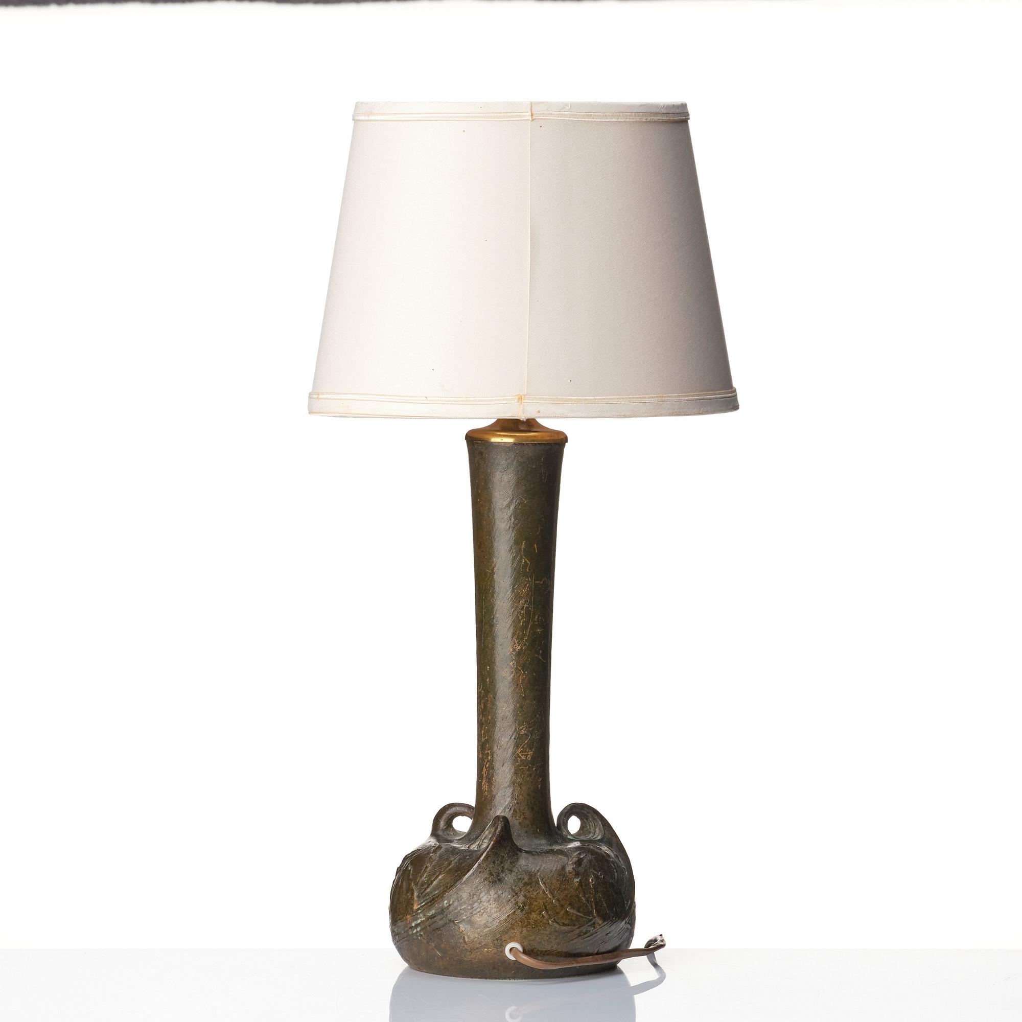 Emy Wahlström, bordslampa, Hugo Elmquist, brons, Stockholm, jugend.