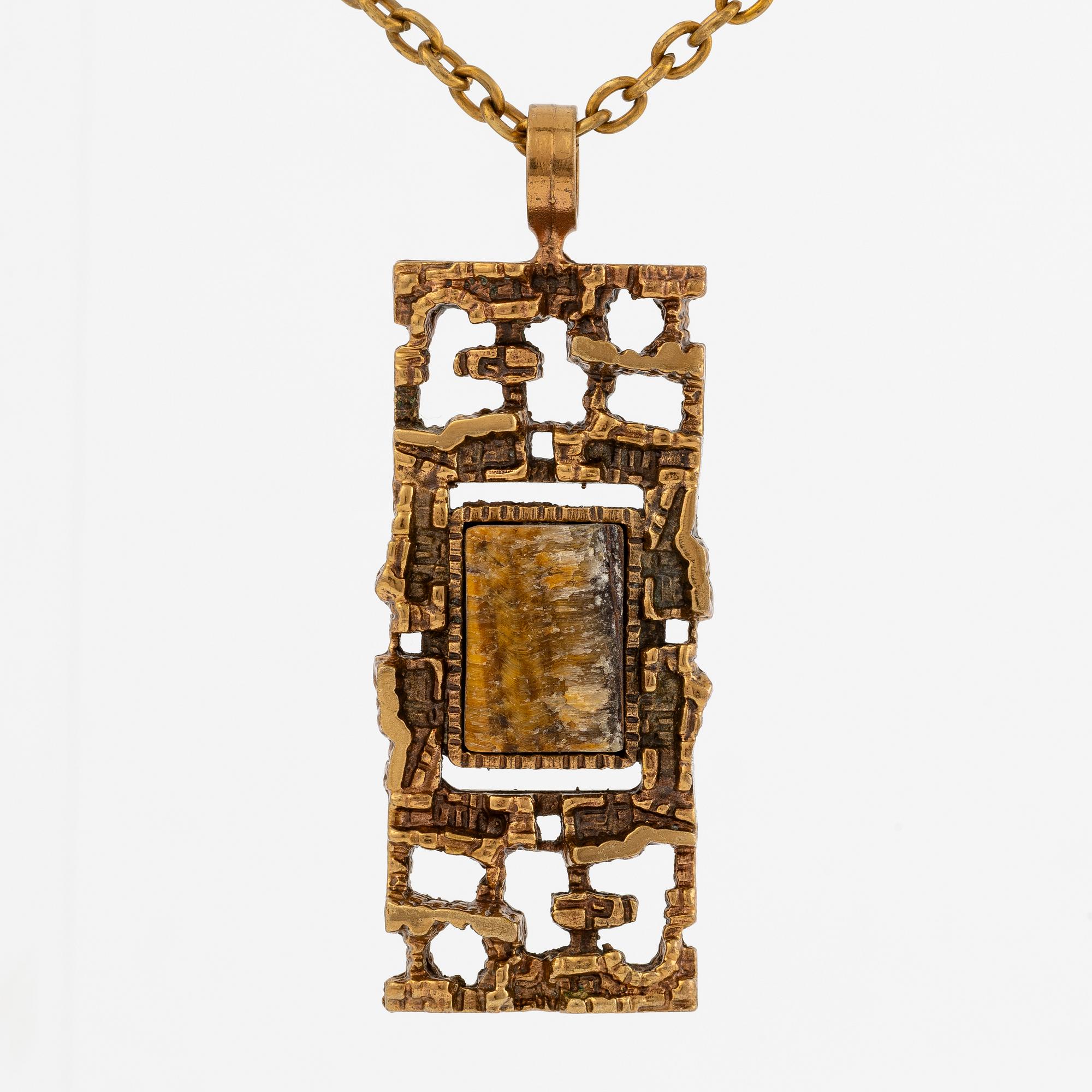 Pentti Sarpaneva, Collier,brons med tigeröga. Möjligen Pentti Sarpaneva,