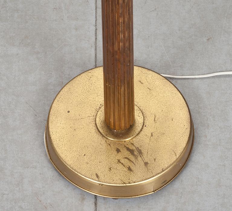 GOLVLAMPA, 1900-talets mitt.