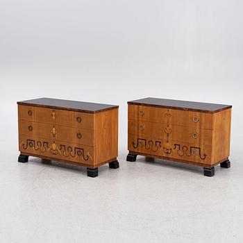 A pair of chests of drawers, Swedish Grace, 1920's/30's.