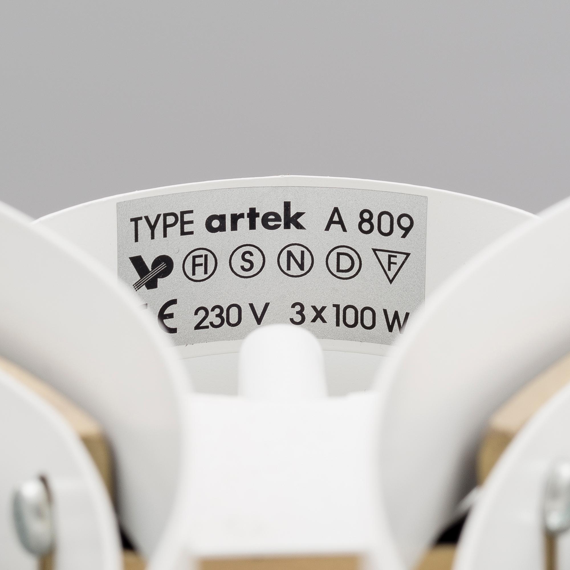 ALVAR AALTO, FLOOR LAMP A809, Artek, Valaisinpaja.