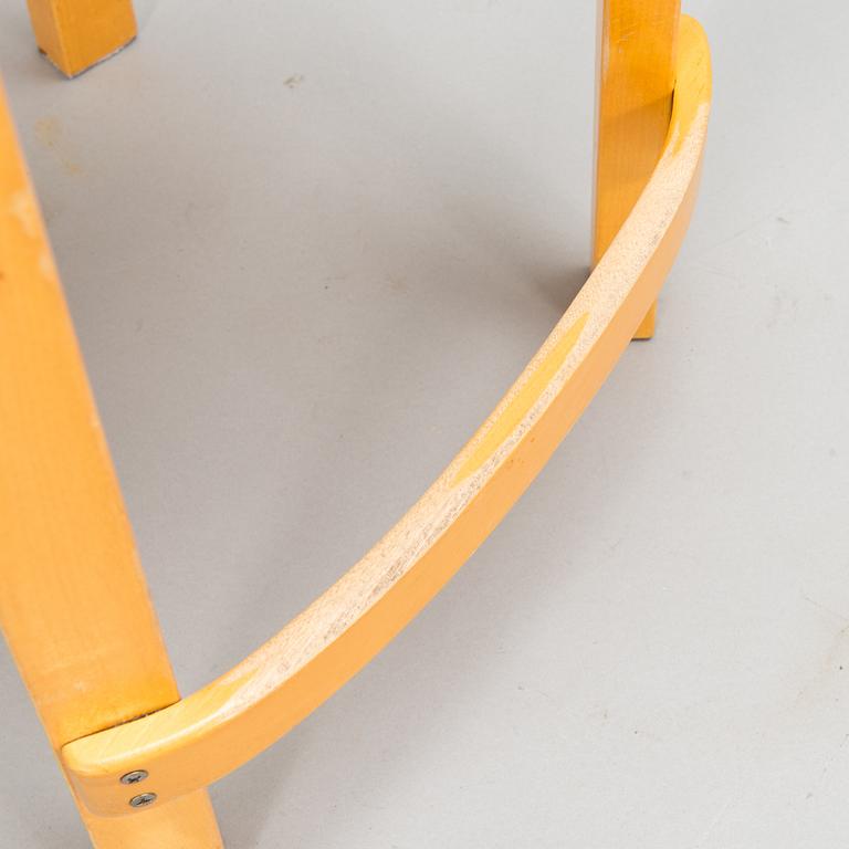 Alvar Aalto, Alvar Aalto, A pair of K65 bar stools, Artek, Finland, late 20th century.