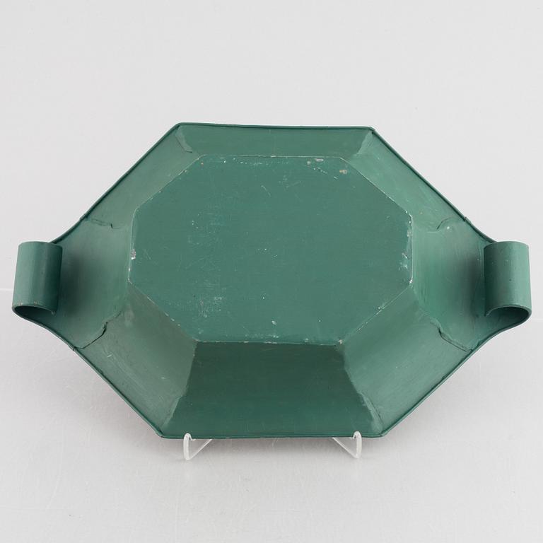 An Empire bread basket, early 19th Century.