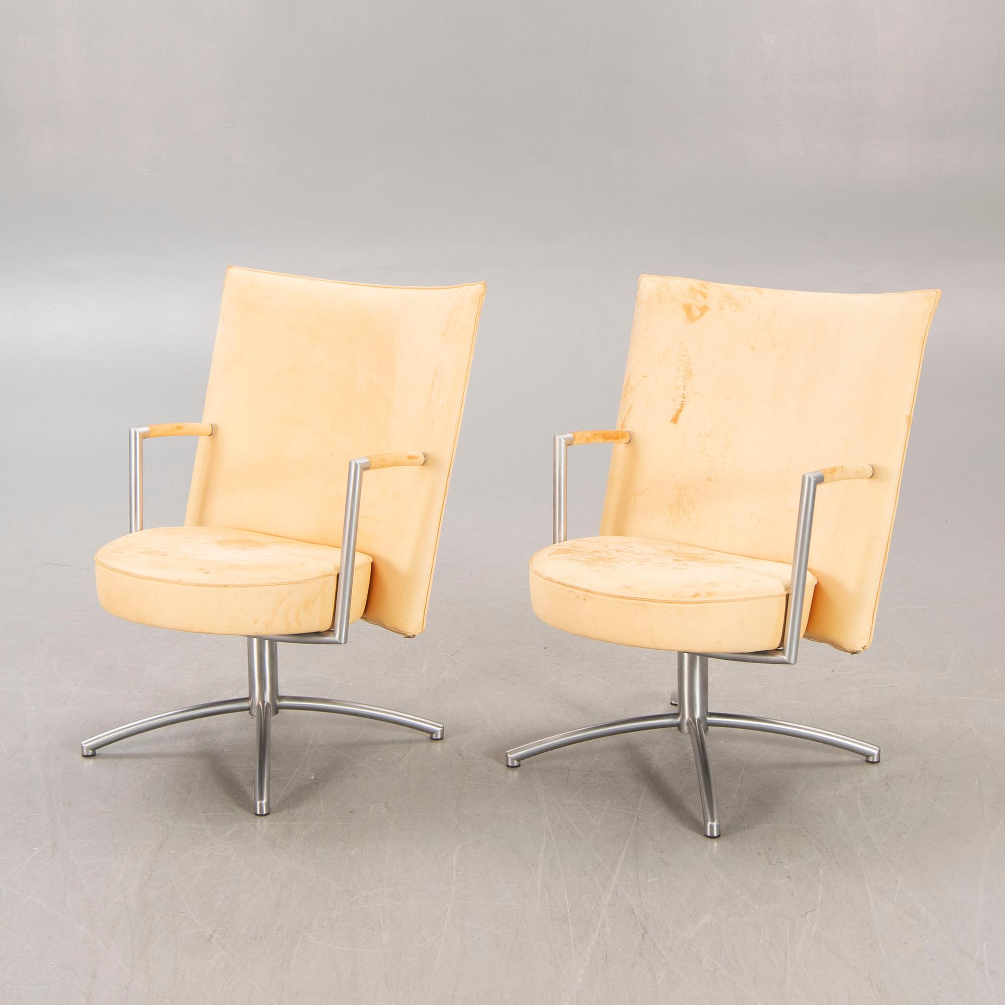 A pair of "Partner / EJ-70" swivel chairs by Johannes Foersom & Peter Hiort-Lorenzen for Erik Jorgensen Denmark 2000s.