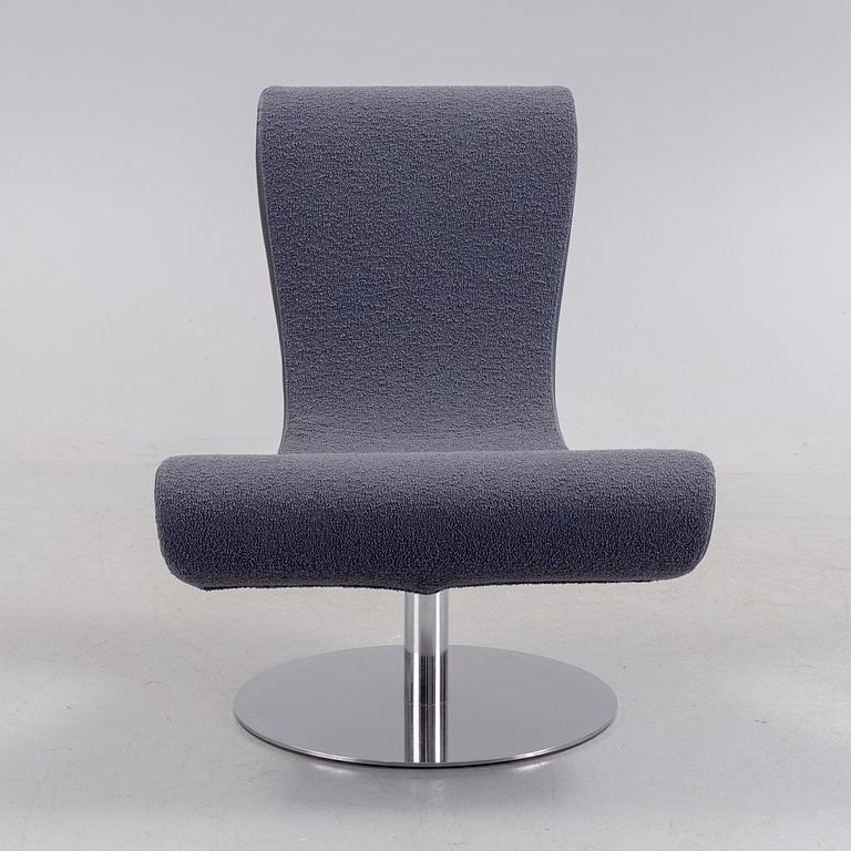 A "Skybar" chair by Geir Sӕtveit for Martela.