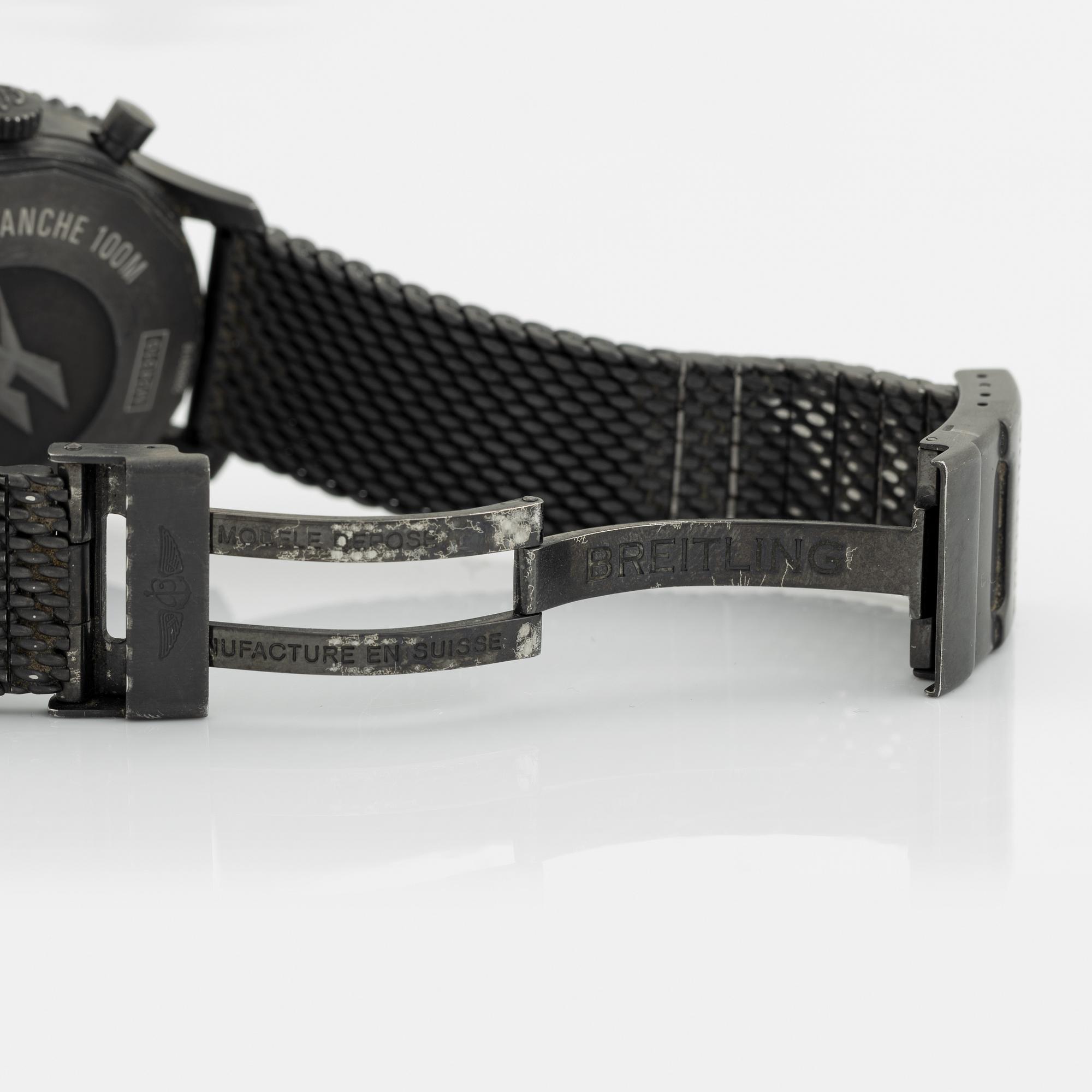 Breitling, Chronoliner, chronograph, wristwatch, 46 mm.