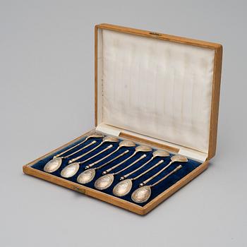 TWELVE RUSSIAN SILVER TEA SPOONS, Konstantin Knjazev, Moscow 1883, weight 284 g.