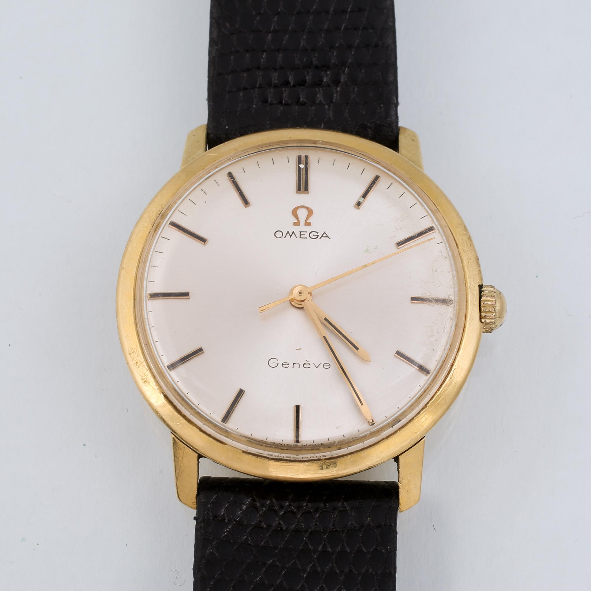 ARMBANDSUR, herr, 18 k guld, "Genève", Omega, total vikt 32 g.