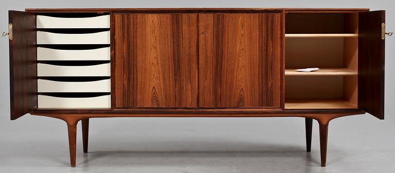 SIDEBOARD, "Cortina", Svante Skogh, Seffle Möbelfabrik, 1900-talets andra hälft.