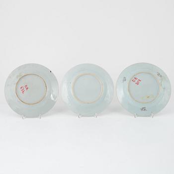 Five porcelain plates, China, 18th cetnury.