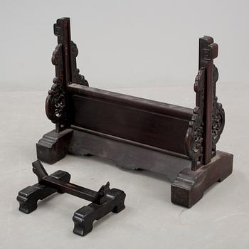 STÄLL, 2 st hardwood, Kina sekelskiftet 1900.