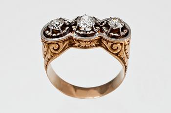 RING.