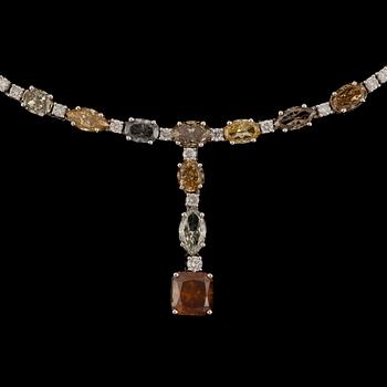 1141. A diamond necklace tot. 16.51 cts with fancy coloured diamonds of different cuts and btilliant cut diamonds.