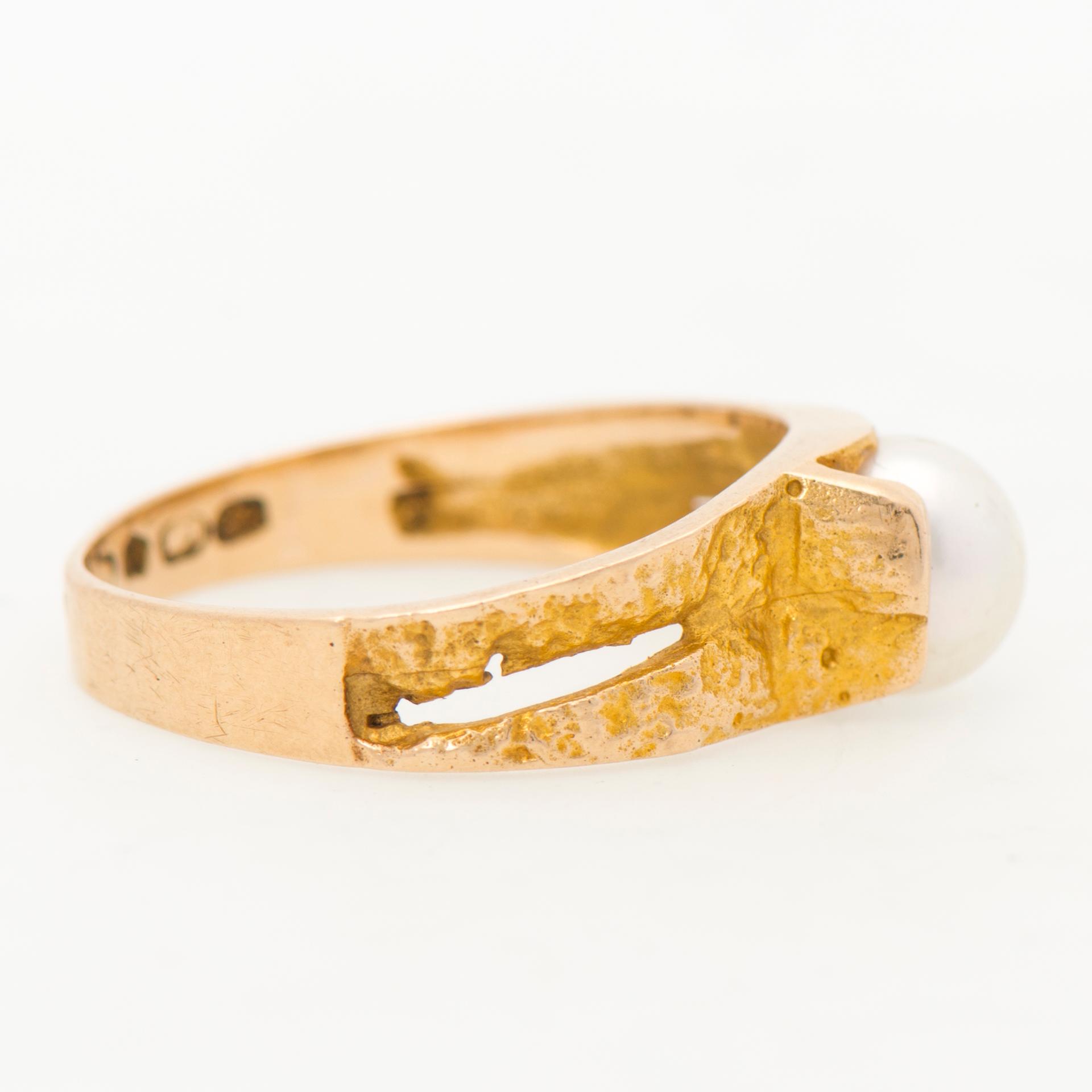 A BJÖRN WECKSTRÖM RING, "Lapin kevät", cultured pearls, 14K gold. Lapponia 1960s.
