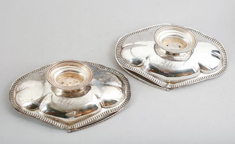 BRÖDKORGAR, 1 par, nysilver, sekelskiftet 1900.