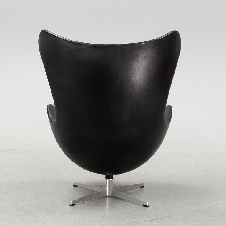 Arne Jacobsen, a 'The egg' easy chair, Fritz Hansen, 1960s.