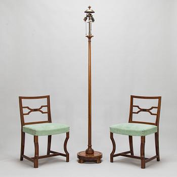 Birger Hahl, floor light and a pair of chairs, Finland 1920-30-tal.