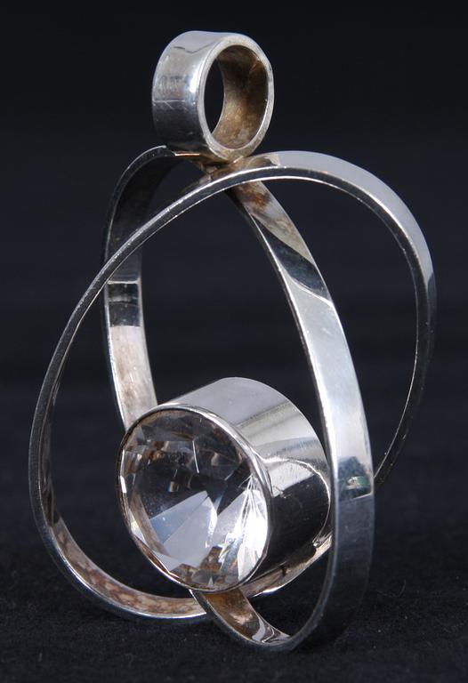 HÄNGE, 2 st, silver, importstämplar.