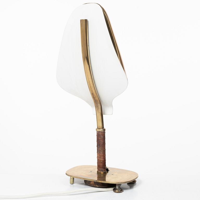 Harald Notini, a table lamp, model "15582", Arvid Böhlmarks Lamp Factory, Stockholm, 1950s.