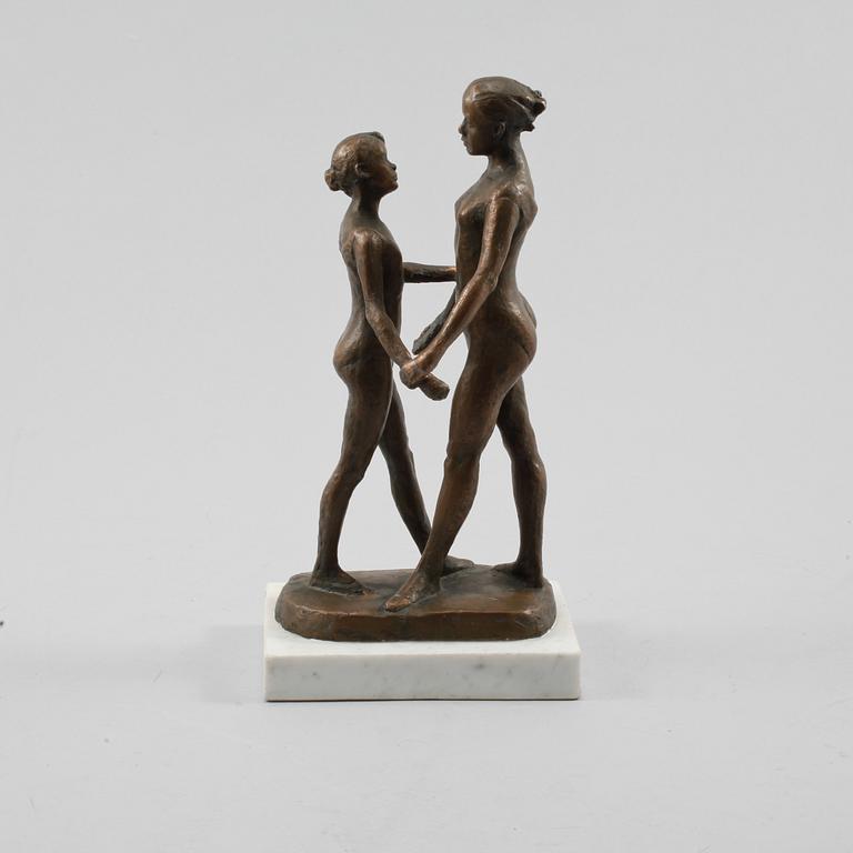 GUDMAR OLOVSON, skulptur, bronspatinerad konstmassa, signerad.