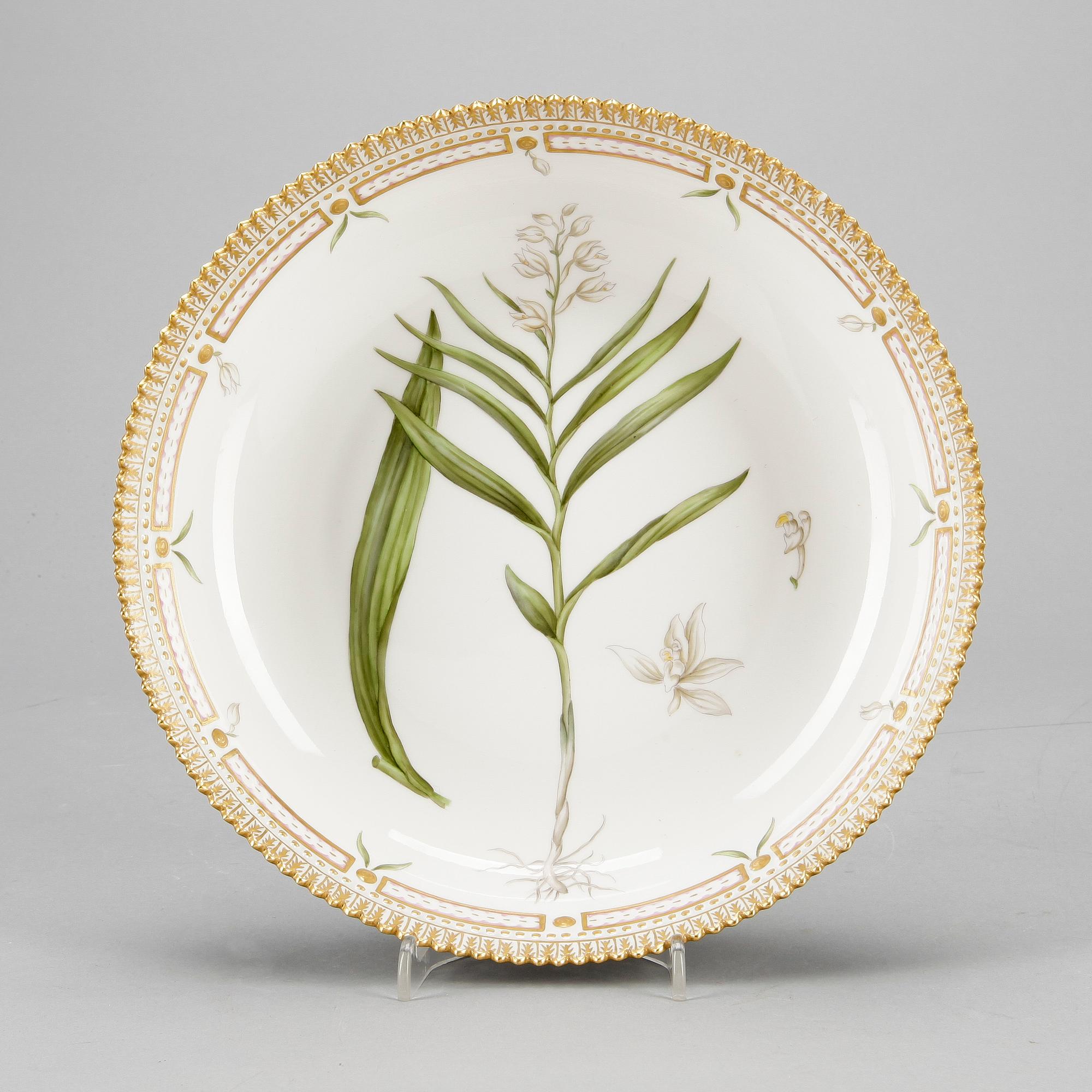 SKÅLFAT, porslin "Flora Danica", Royal Copenhagen, 1900-tal.