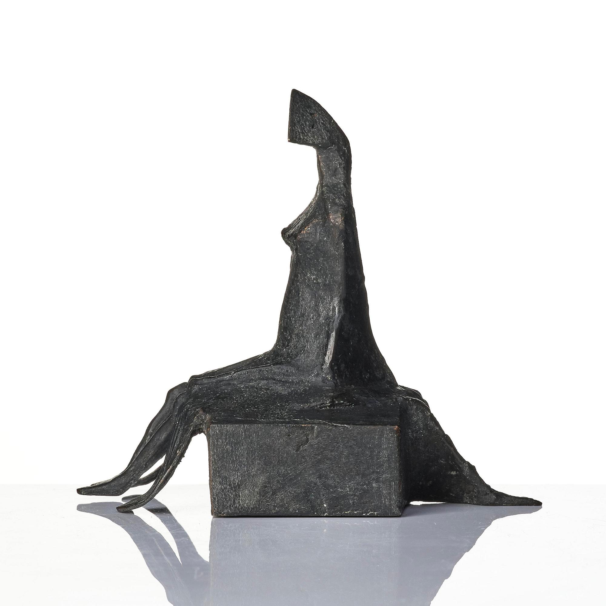 Lynn Chadwick, "Maquette VI Sitting Woman".