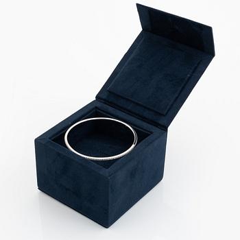 Brilliant cut diamond bangle.