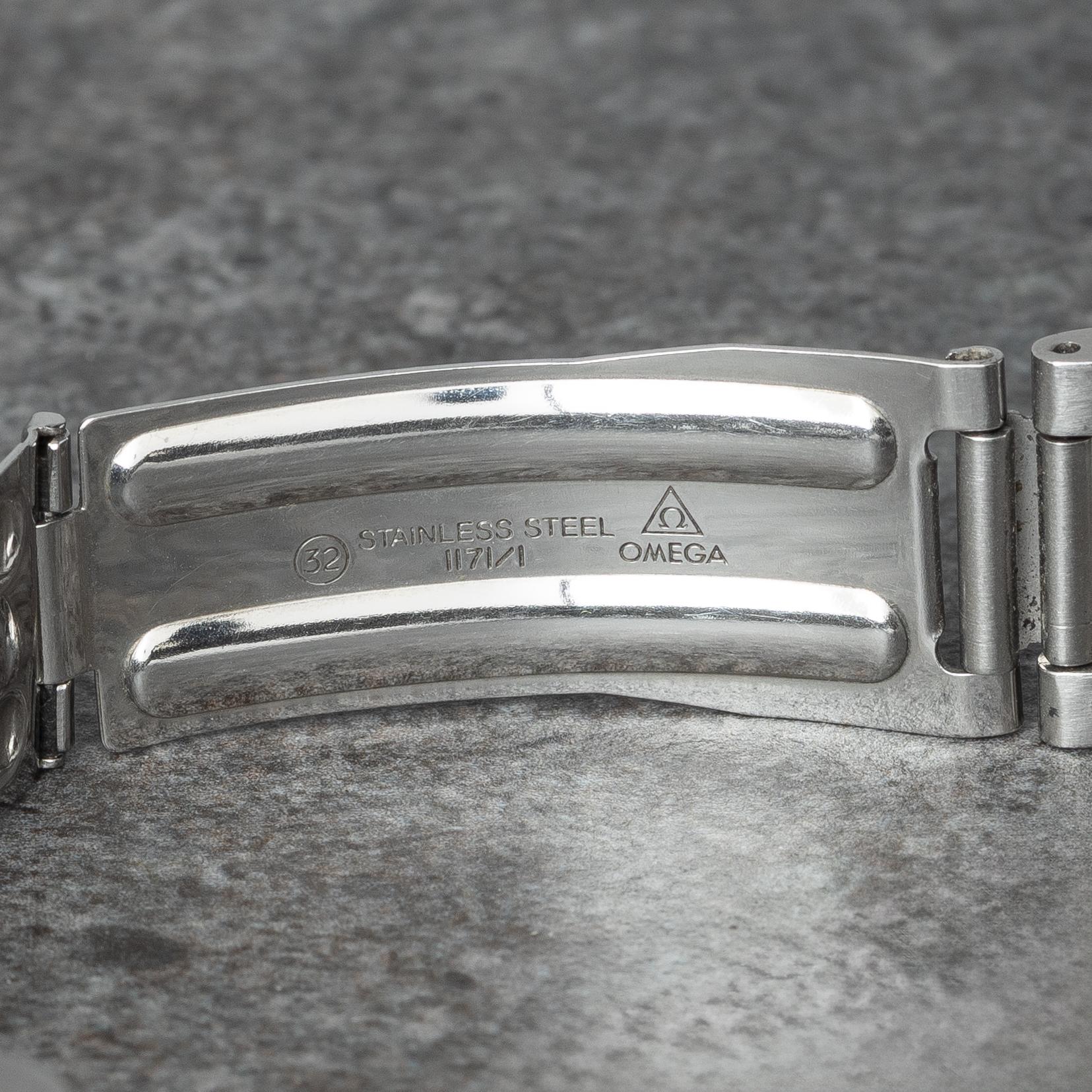 Omega, Speedmaster Professional, Moonwatch, chronograph, "CRS Case", ca 1983.