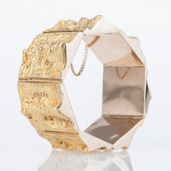 ARMBAND, 14K guld, finska stämplar, 1975. Vikt 89,8 g.