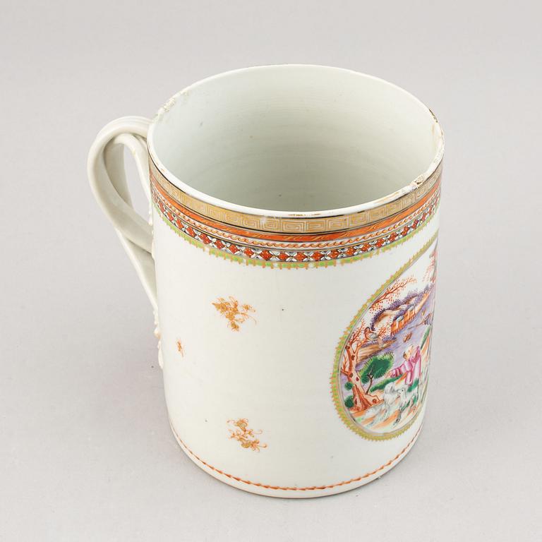 A famille rose jug and 10 dishes and one serving dish, Qing dynasty, 18th/19th Century.