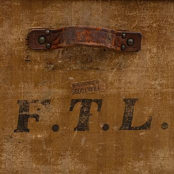 LOUIS VUITTON, a French travel trunk, late 19th Century.