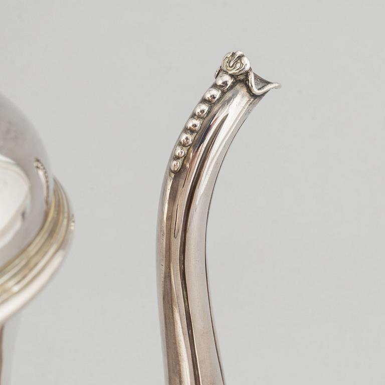 Kaffekanna, silver, Stockholm, 1800-talets andra hälft.