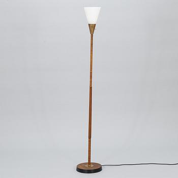 A mid 20th century floor lamp for Valaisin Mäkelä Oy.