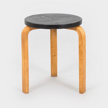 Alvar Aalto, pall, modell 60, för O.Y. Huonekalu- ja Rakennustyötehdas A.B. 1930-tal.