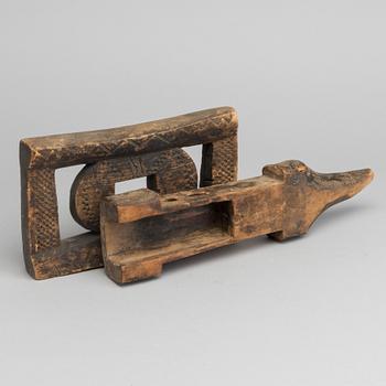 A doorlock, 2 pieces, Bamana, Mali.