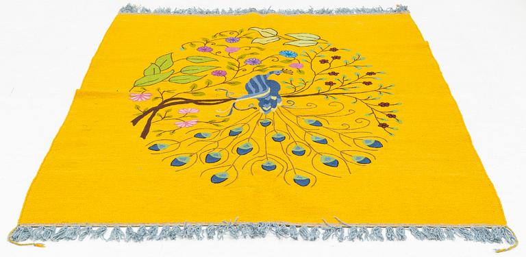 An embroidered Kelim rug, c. 200 x 153 cm.