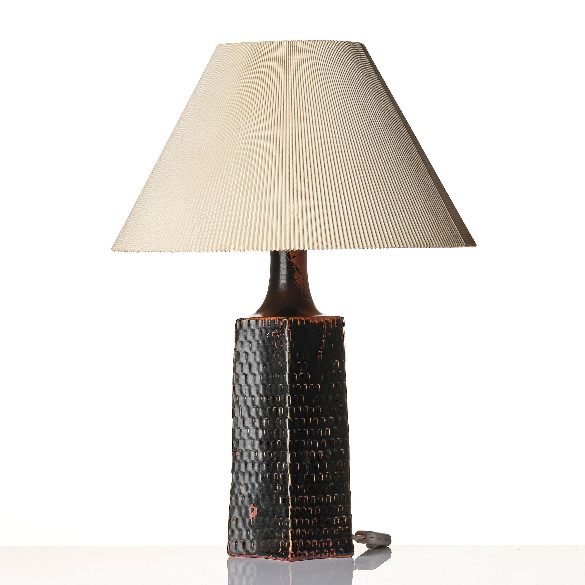 Stig Lindberg, a stoneware table lamp, Gustavsberg Studio 1970.