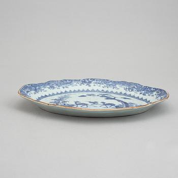 SERVERINGSFAT, kompaniporslin, samt FAT, porslin. Qingdynastin samt Japan, 1700-1800-tal.