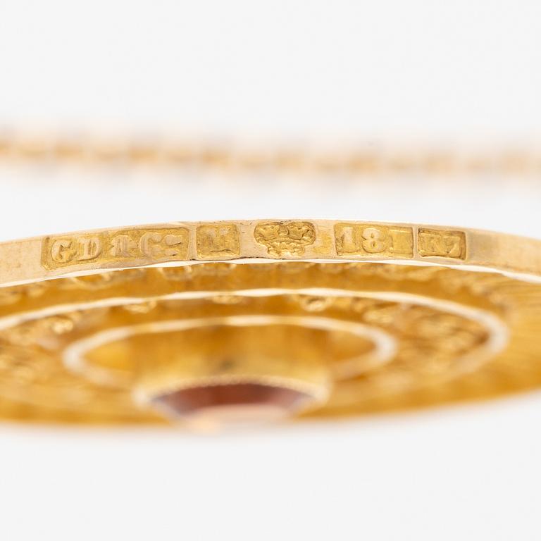 Hänge, 18K guld med filigran med citriner, Gustaf Dahlgren & Co, Malmö, 1912 , med kedja 18K guld.